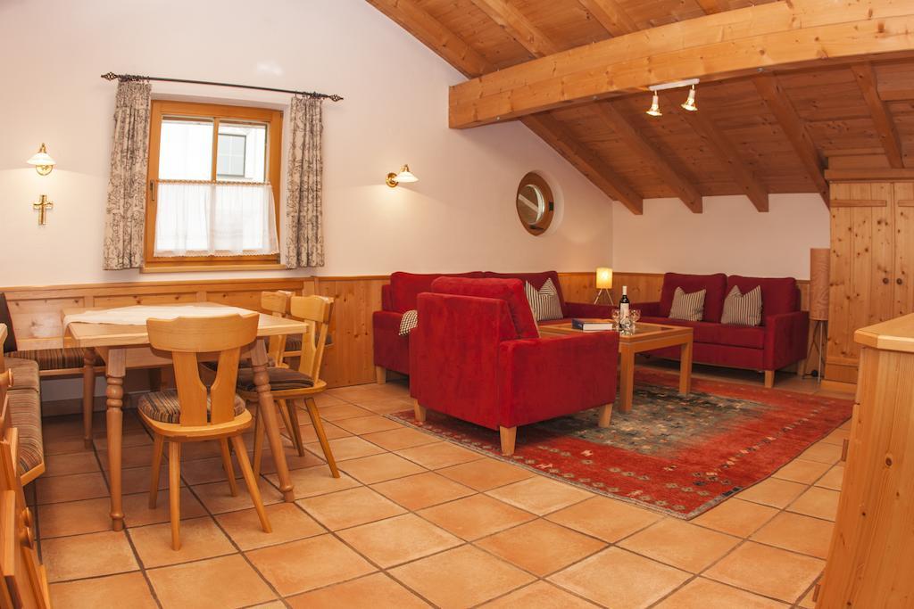 Haus Lenz Appartement Serfaus Kamer foto