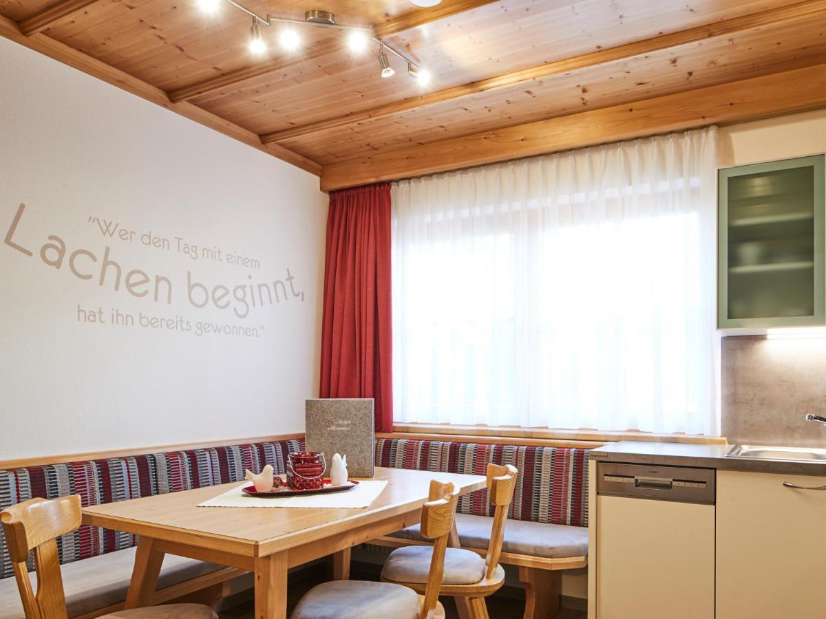 Haus Lenz Appartement Serfaus Buitenkant foto